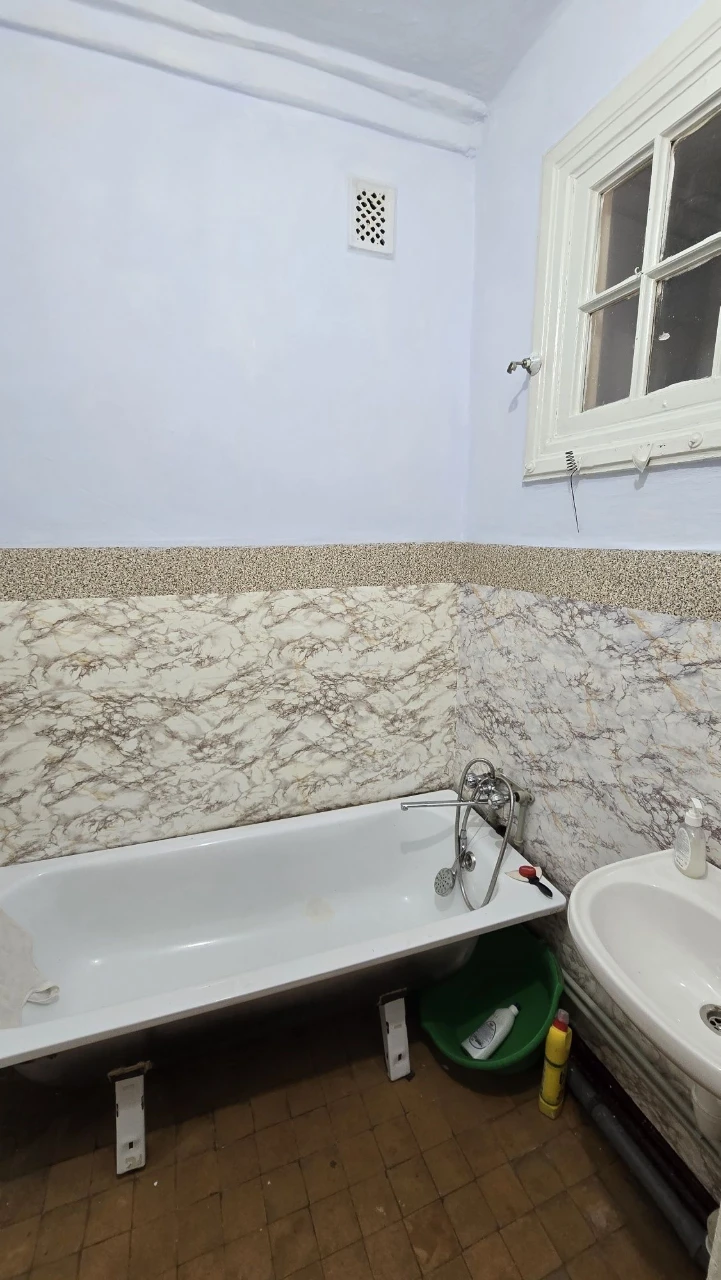 Selling 3 room apartment in the old railway station area - No commission