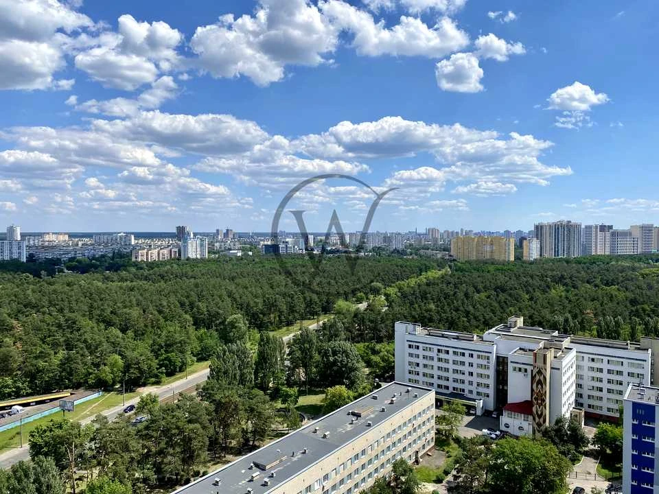 Квартира. Київ, Чорних Запорожців вул.