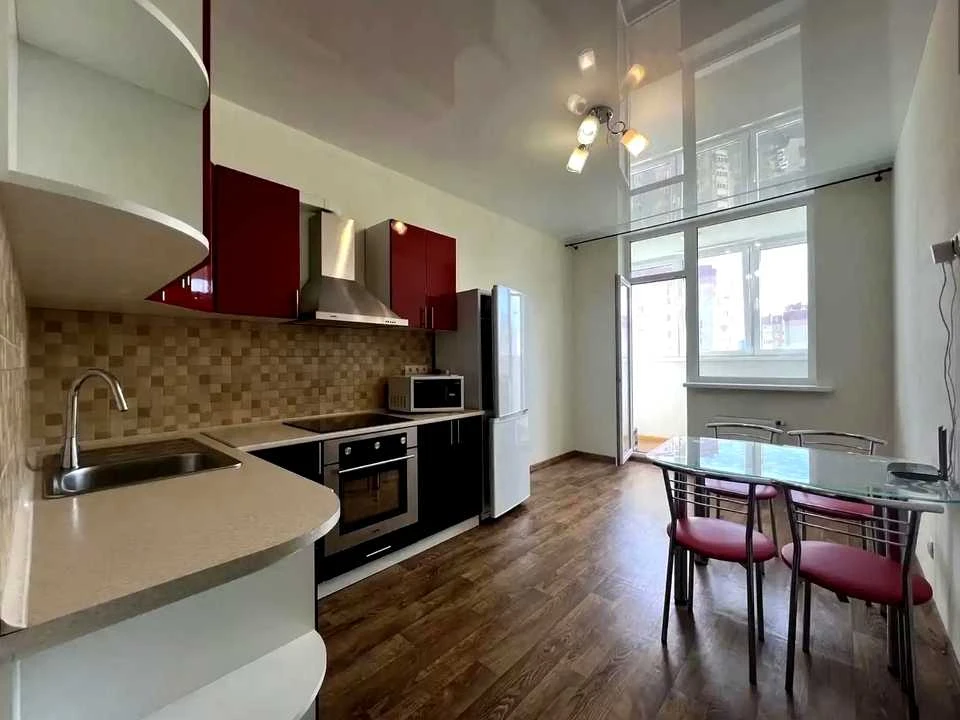 Apartment. Dragomannova street, Kyiv