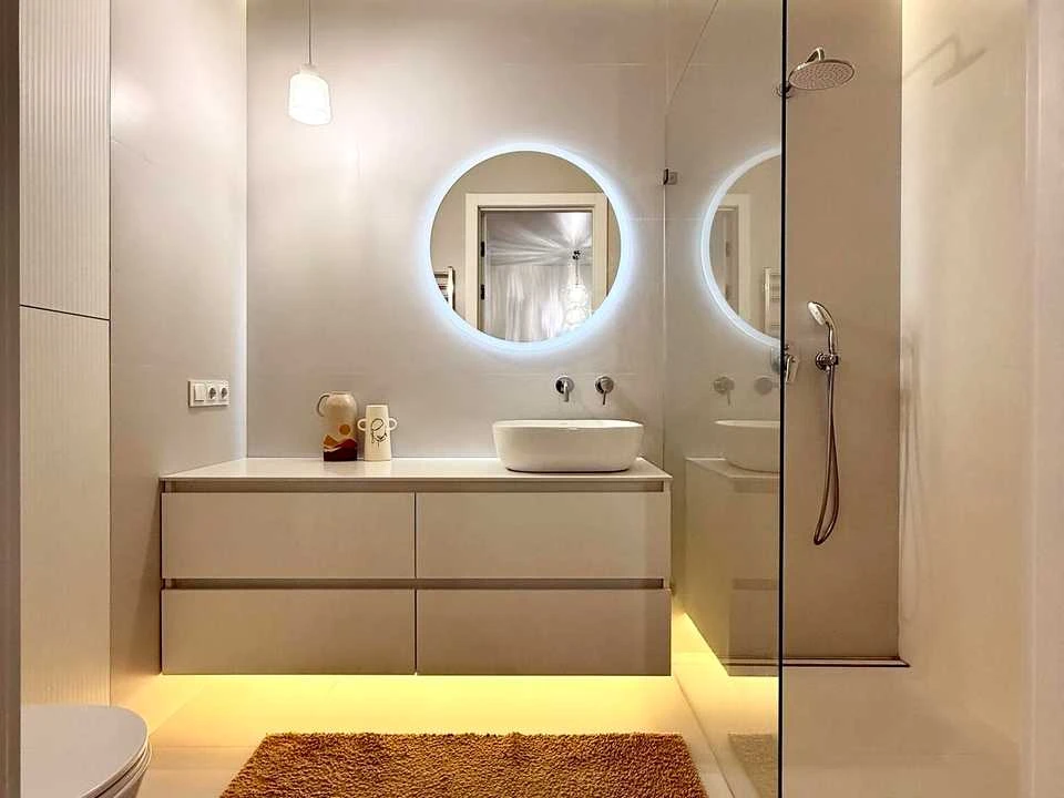 Apartment. Kyiv, Beryeste Street.