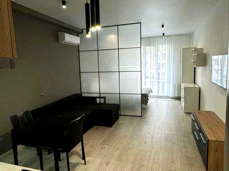 Apartment. Mikhailo Maksimovych Street, Kyiv