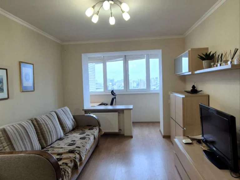 Apartment. Stadionna вул.