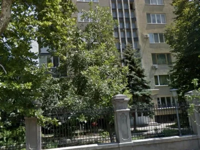 Продаж квартири 3-кімн. 137.1 м² 5/9 пов.