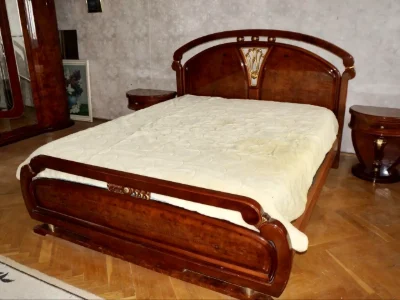 Продаж квартири 3-кімн. 137.1 м² 5/9 пов.