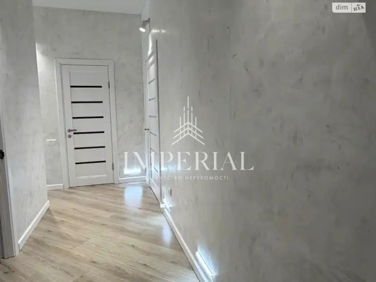 Long-Term Rental Apartment, Holosiiv