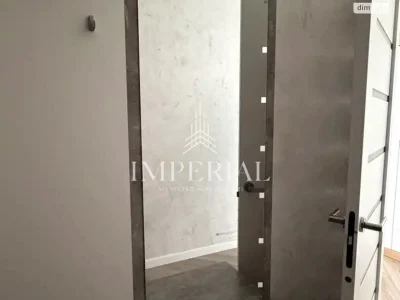 Long-Term Rental Apartment, Holosiiv