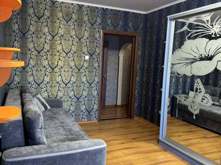 Apartment. Odessa, Balkivska Street