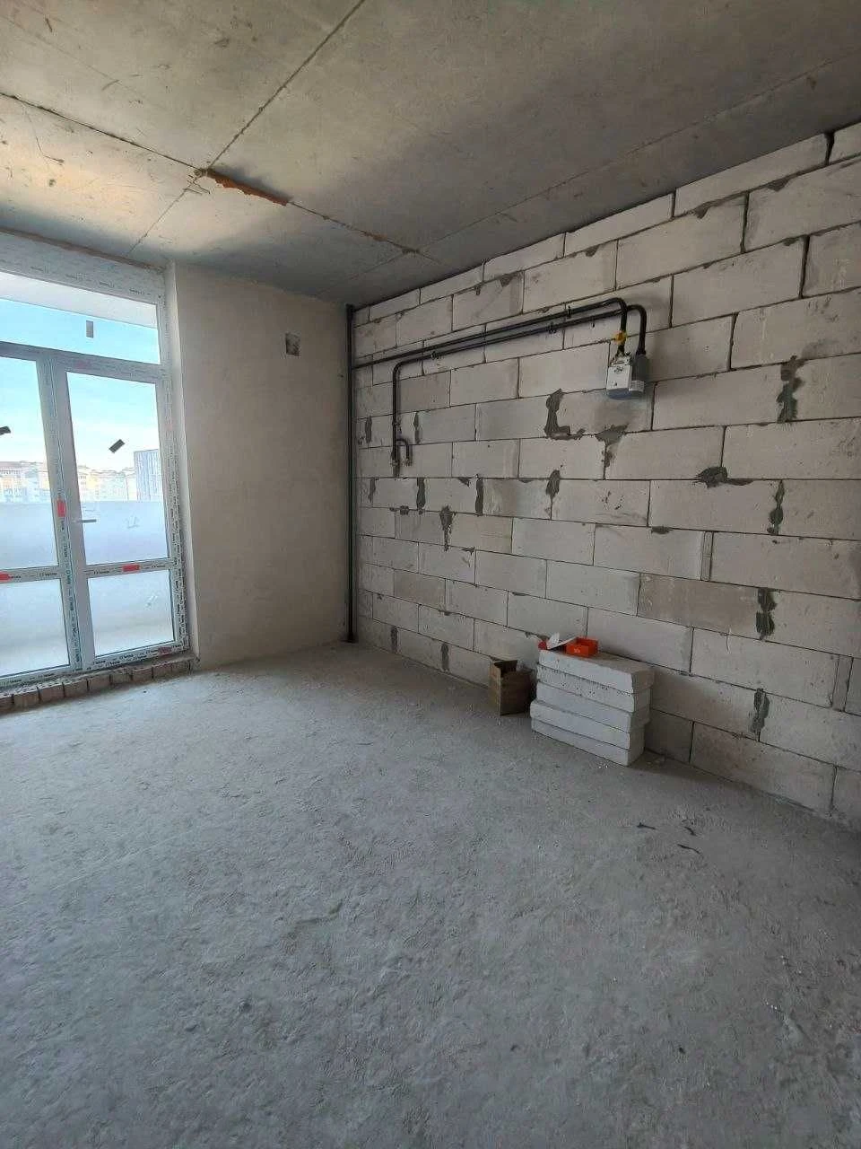 2-room apartment with a view of the mountains.