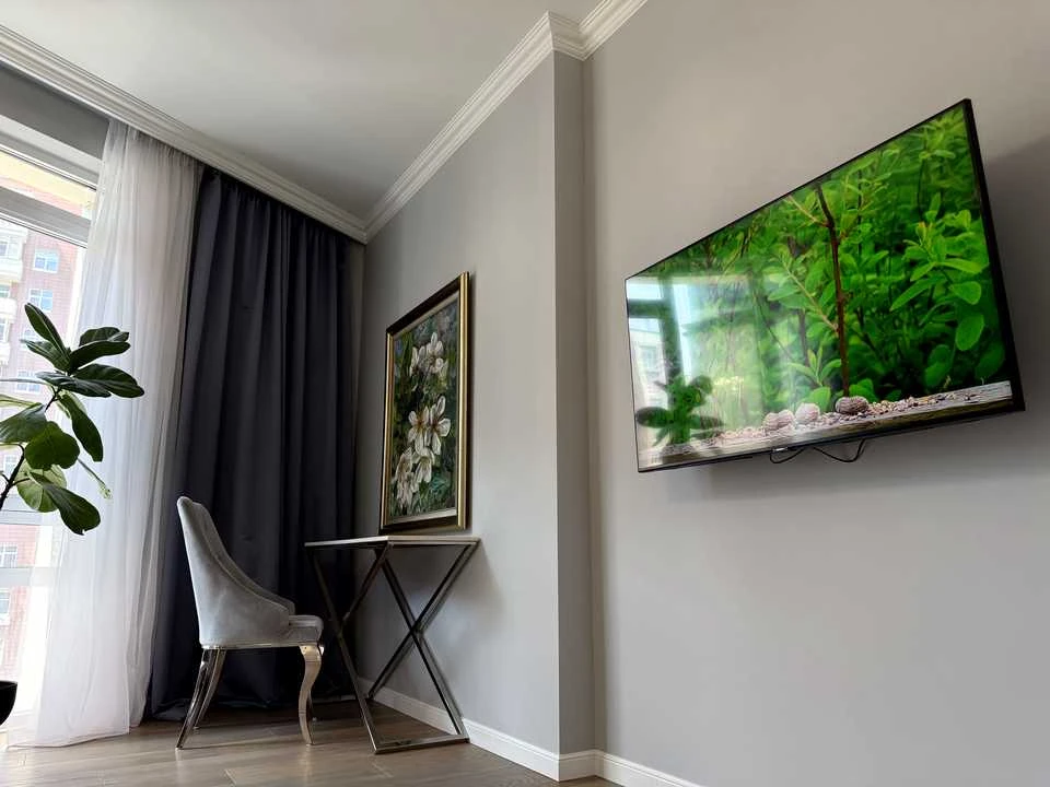 Apartment. Kyiv, Saperne Pole Street