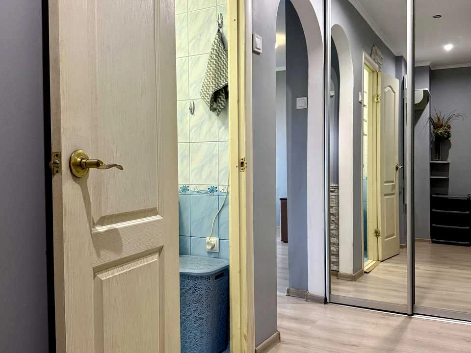 Apartment. Vydradnyi Prospect, Kyiv