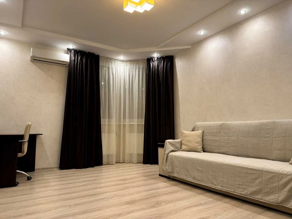 Apartment. Stepan Rudnytskiy Street, Kyiv
