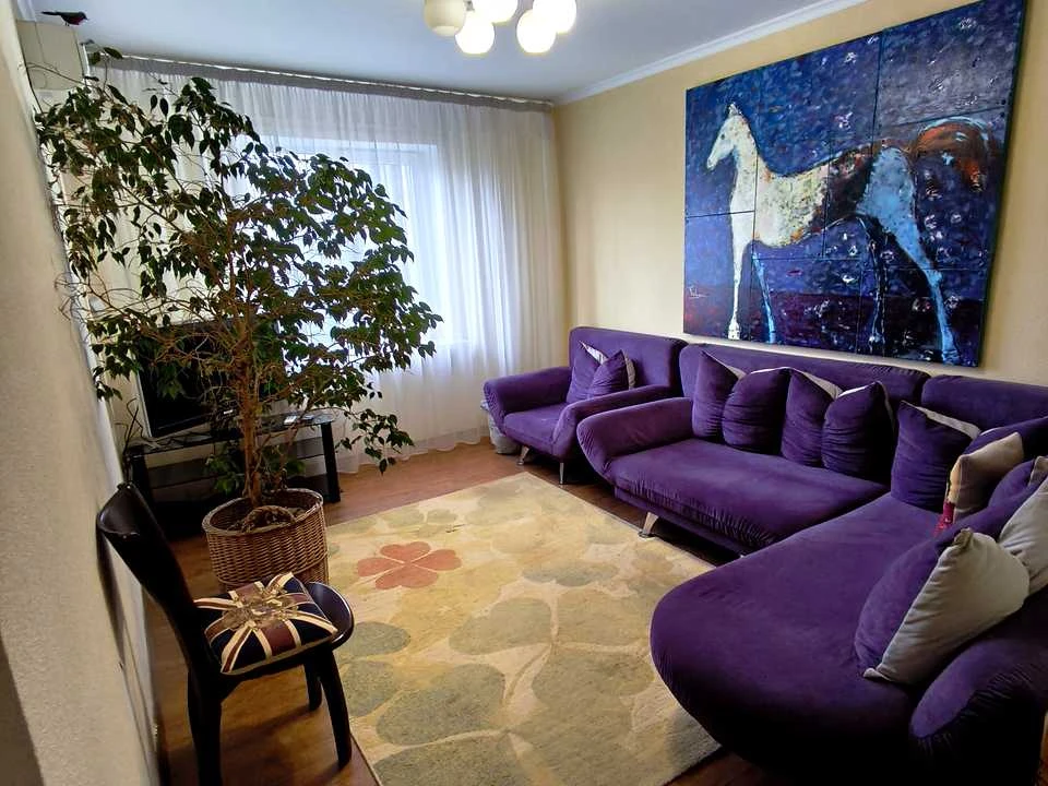 Apartment. Dnipro, Solnechnaya Naborozhna st.