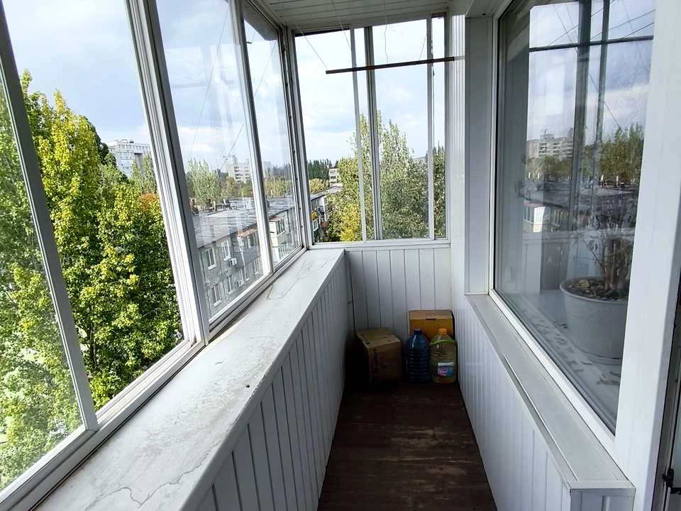 Apartment. Dnipro, Solnechnaya Naborozhna st.