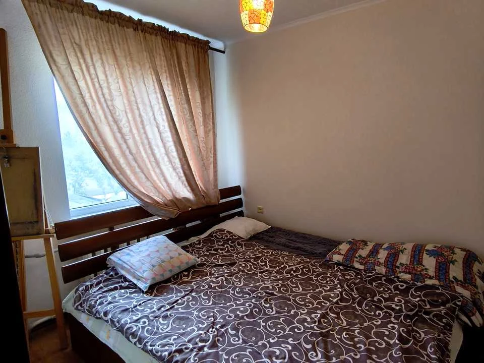 Apartment. Dnipro, Solnechnaya Naborozhna st.