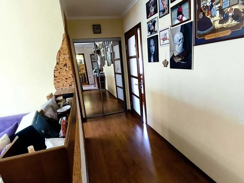 Apartment. Dnipro, Solnechnaya Naborozhna st.