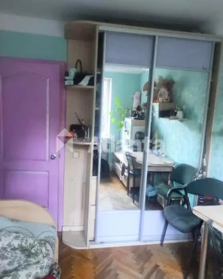 2 rooms; total area 38.4 sq m; floor 3/5; Holosiivsky Prospect.
