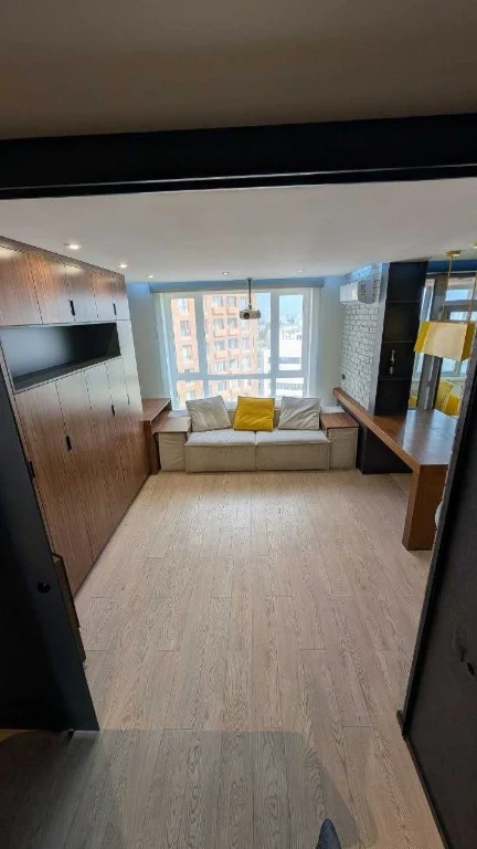 One-bedroom apartment in L-quarter residential complex