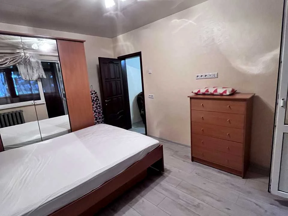 Apartment. Odessa, Heroï Oboрони Одеси Street