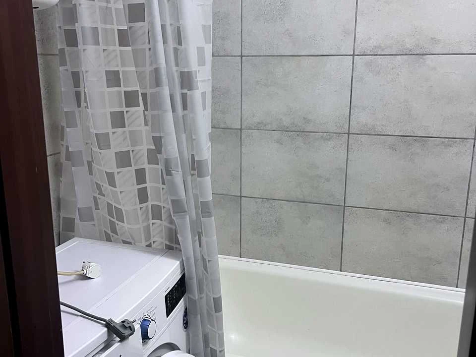 Apartment. Odessa, Heroï Oboрони Одеси Street
