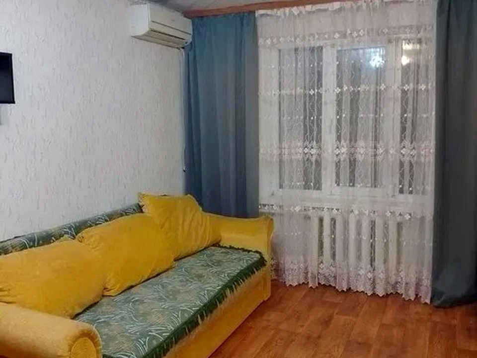 Apartment. Poltava, Velikotirnenska st.