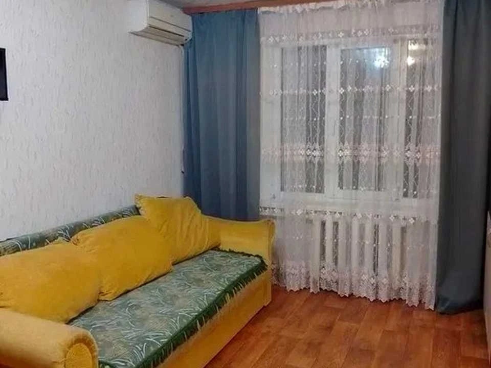 Apartment. Poltava, Velikotirnenska st.