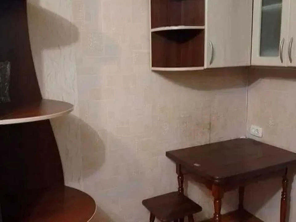 Apartment. Poltava, Velikotirnenska st.