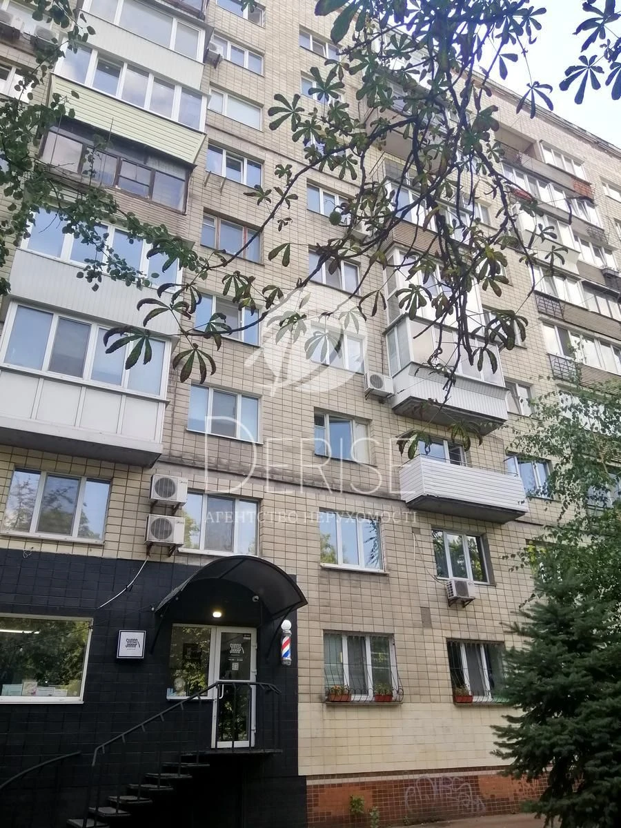 1КЦентр Мазепи Лаврська Арсенальна Печерський р-н Грушевсько