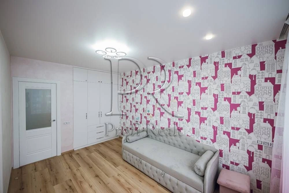 Продаж 3-к квартири 90 м2 ЖК Галактика, Сверстюка 6-В
