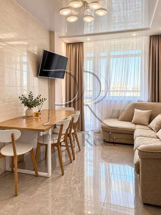 Без комісії/ Продаж 1к ЖК Варшавський, 5 квартал, 43,3 м²
