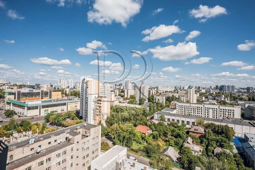 Продаж квартири Вадима Гетьмана Genesis Шулявська КПІ НАУ