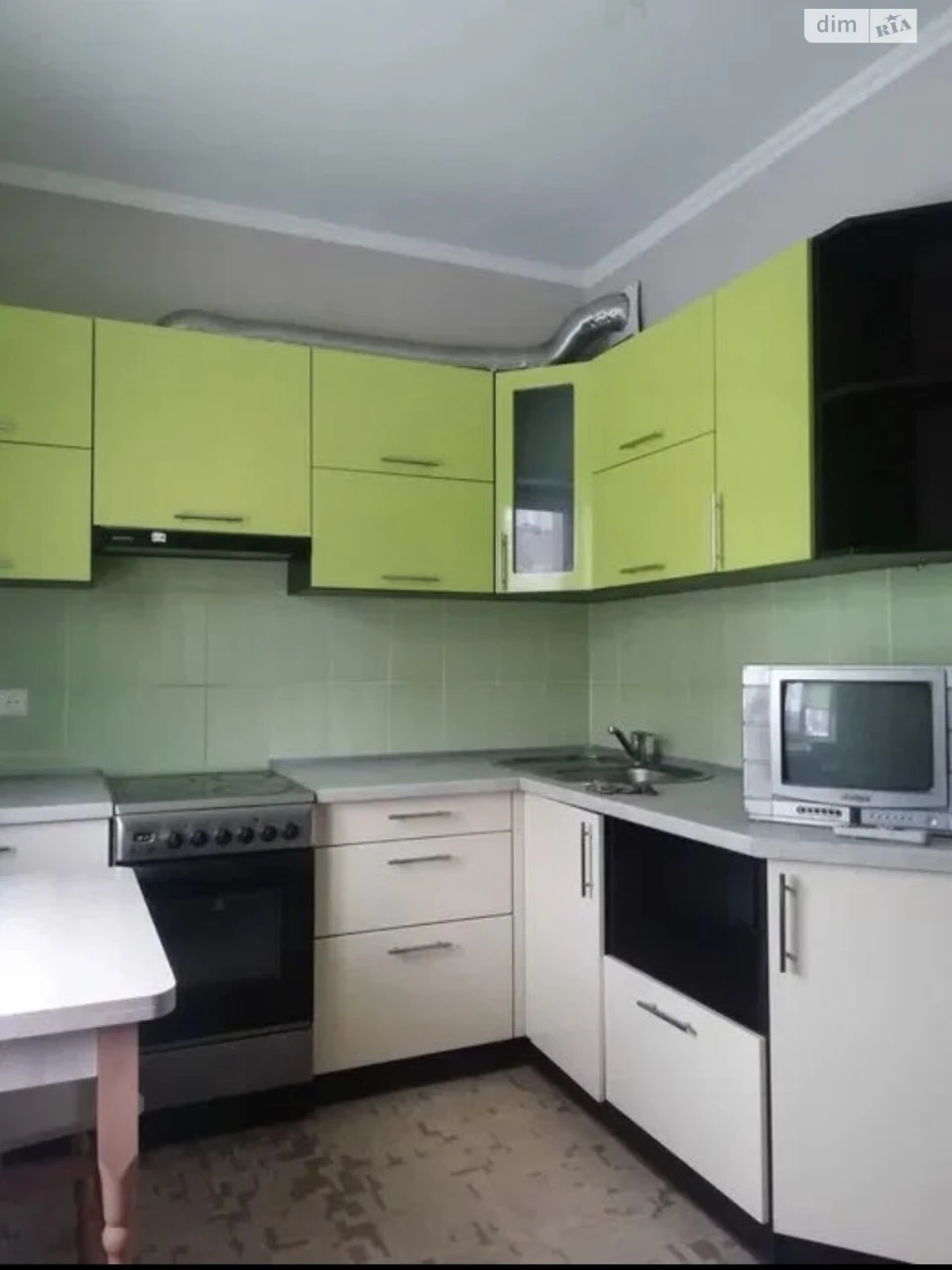 Long-Term Rental Apartment Troyeshchyna