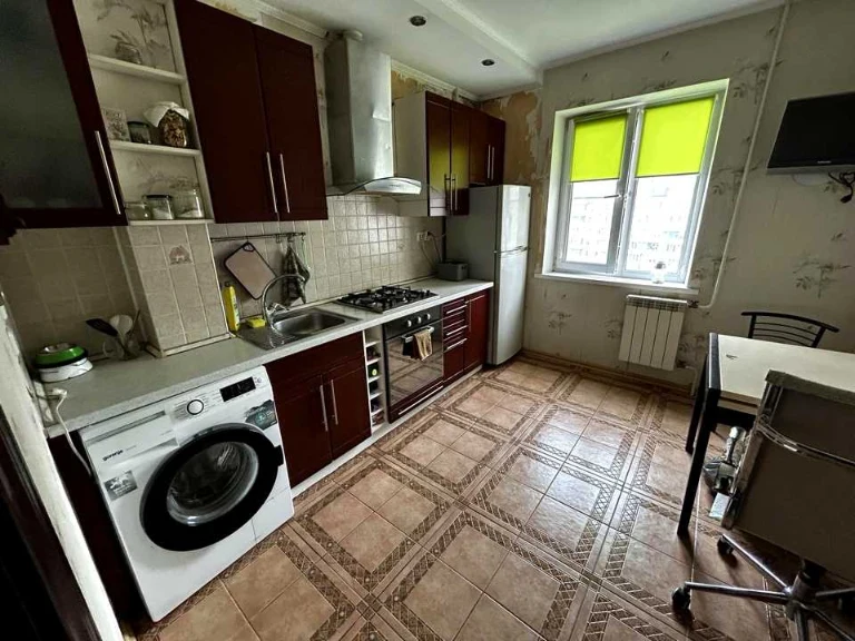 Apartment. Trostyanetska Street, Kyiv