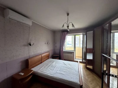 Apartment. Trostyanetska Street, Kyiv
