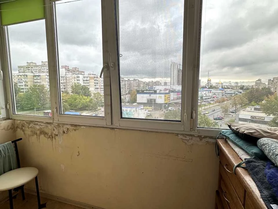 Apartment. Trostyanetska Street, Kyiv