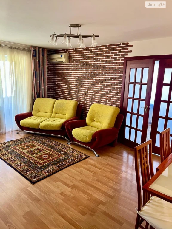 Long-Term Rental Apartment in Lukyanivka