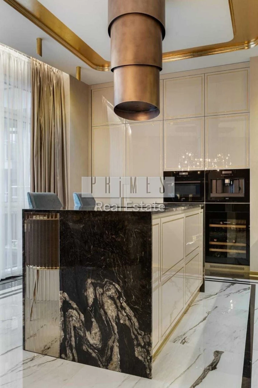 Luxury apartment in Busov Hill residential complex, Buslovs Street