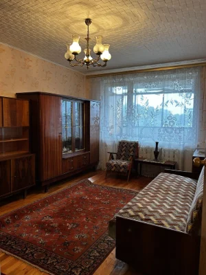 Продається 1-кімнатна квартира, вулиця Незалежності (Тітова)