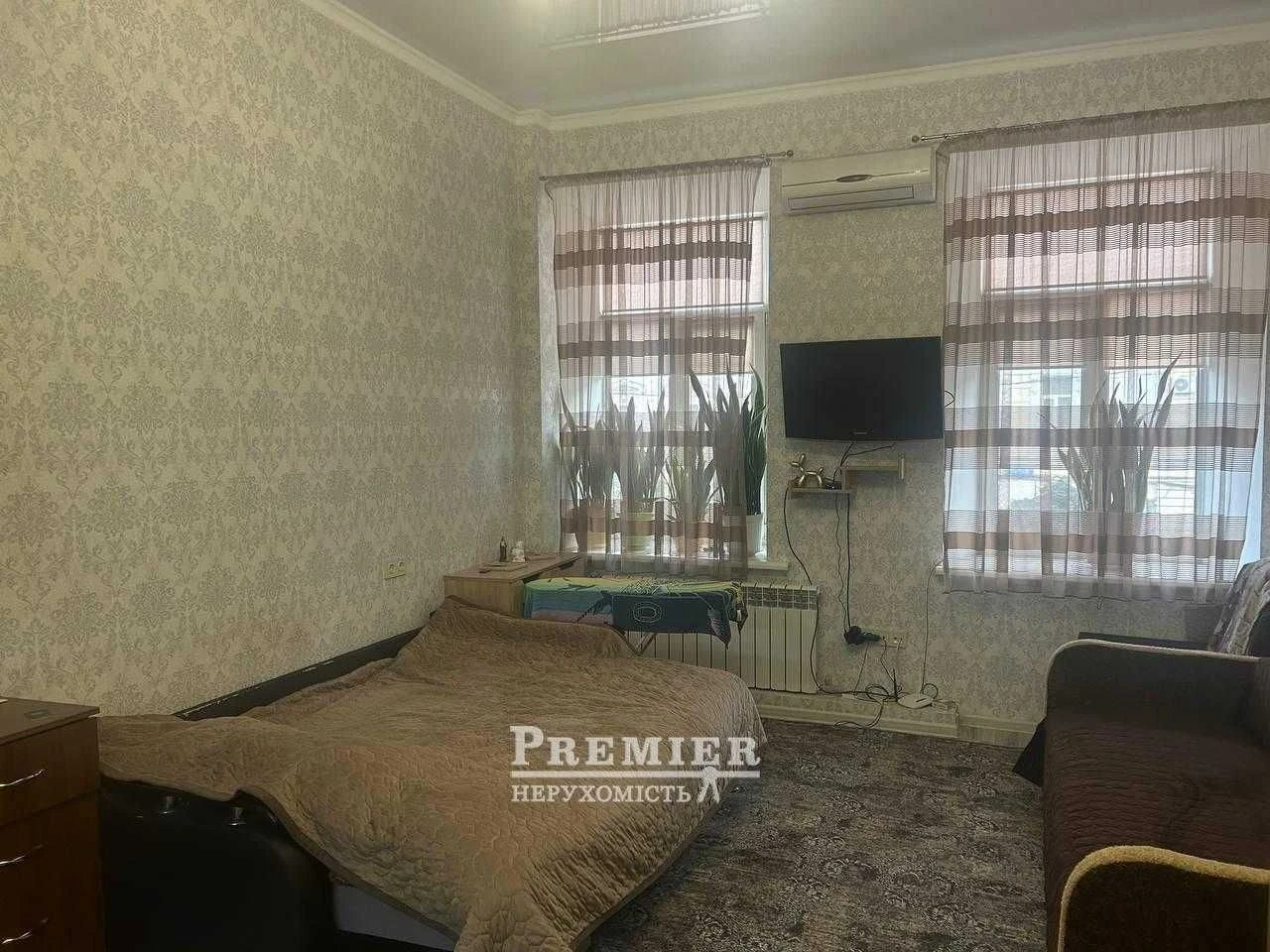 Продається однокімнатна квартира на вулиці Дегтяр