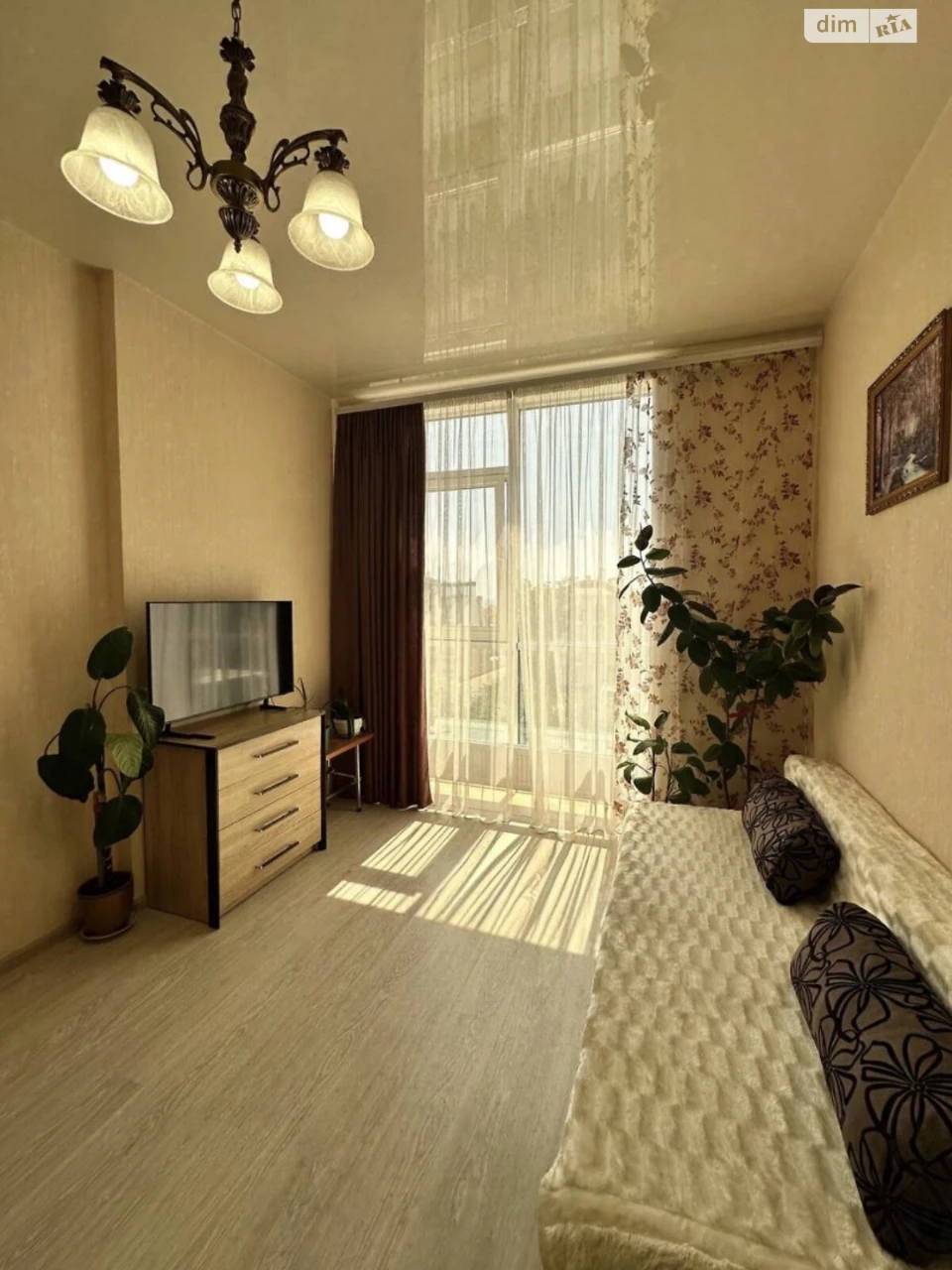 Long-Term Rental Apartment in Arcadia