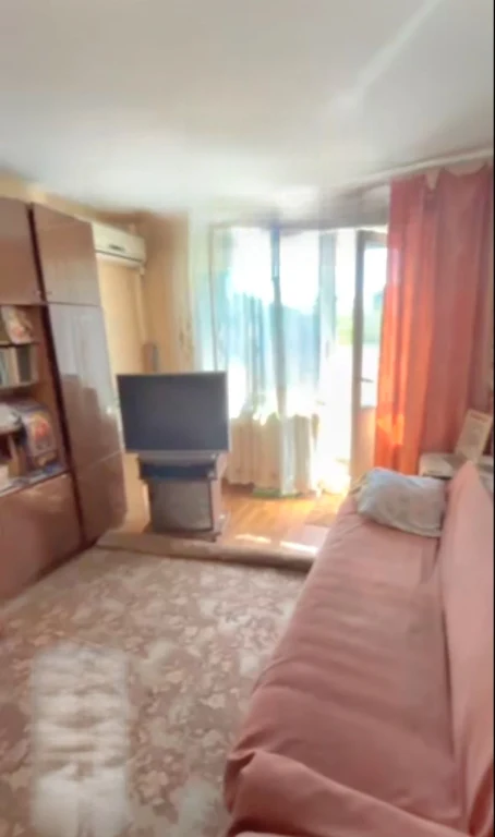 For sale 2-bedroom apartment on Cosmonauts st, 3/5