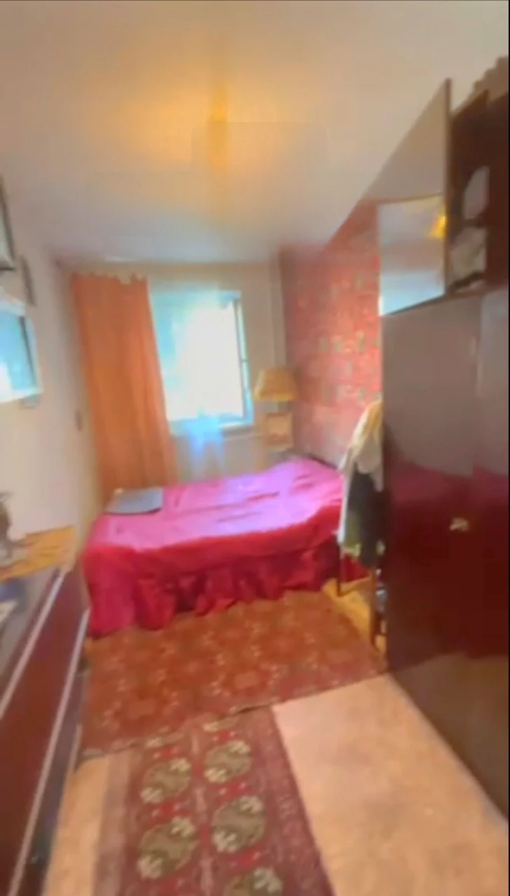For sale 2-bedroom apartment on Cosmonauts st, 3/5