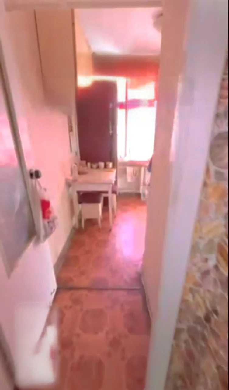For sale 2-bedroom apartment on Cosmonauts st, 3/5