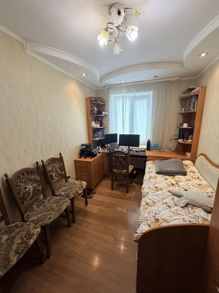 Продажа 3-х комнатной квартиры на Площах Победы