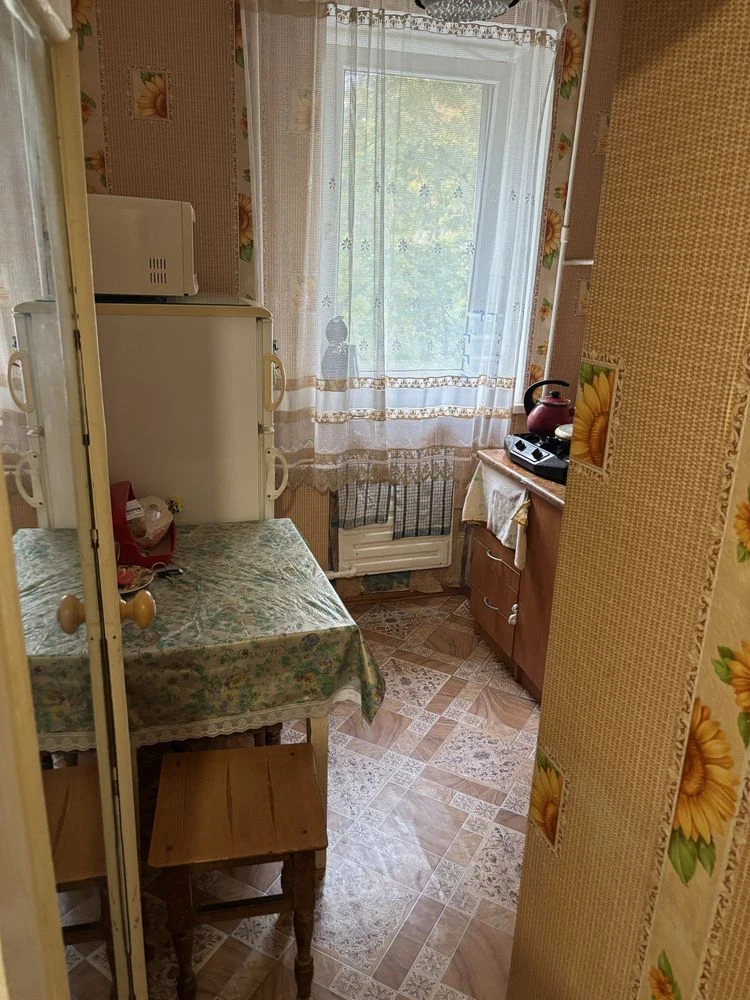 Apartment for sale, Khrushchev-style