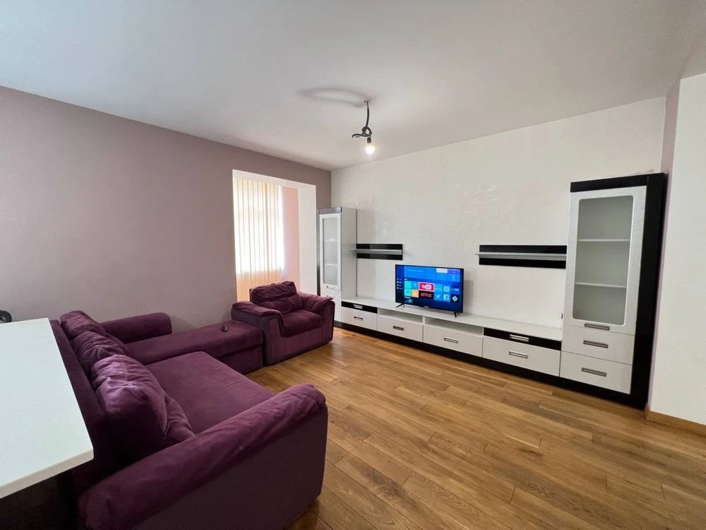 Продам 3-кімнатну новобудову в районі ТЦ "Проспект", 2-й поверх, 96кв.м