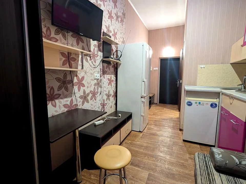 Apartment. Kharkiv, Heroiv Kharkiv prospekt.