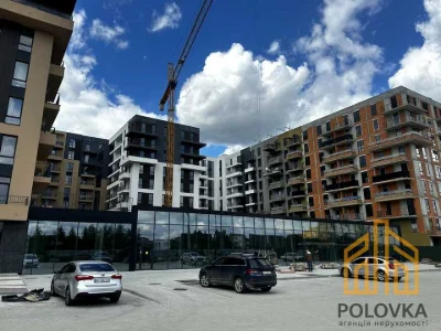 Квартира. Ужгород, Героїв 128-ї Бригади вул. (8 Березня), (F