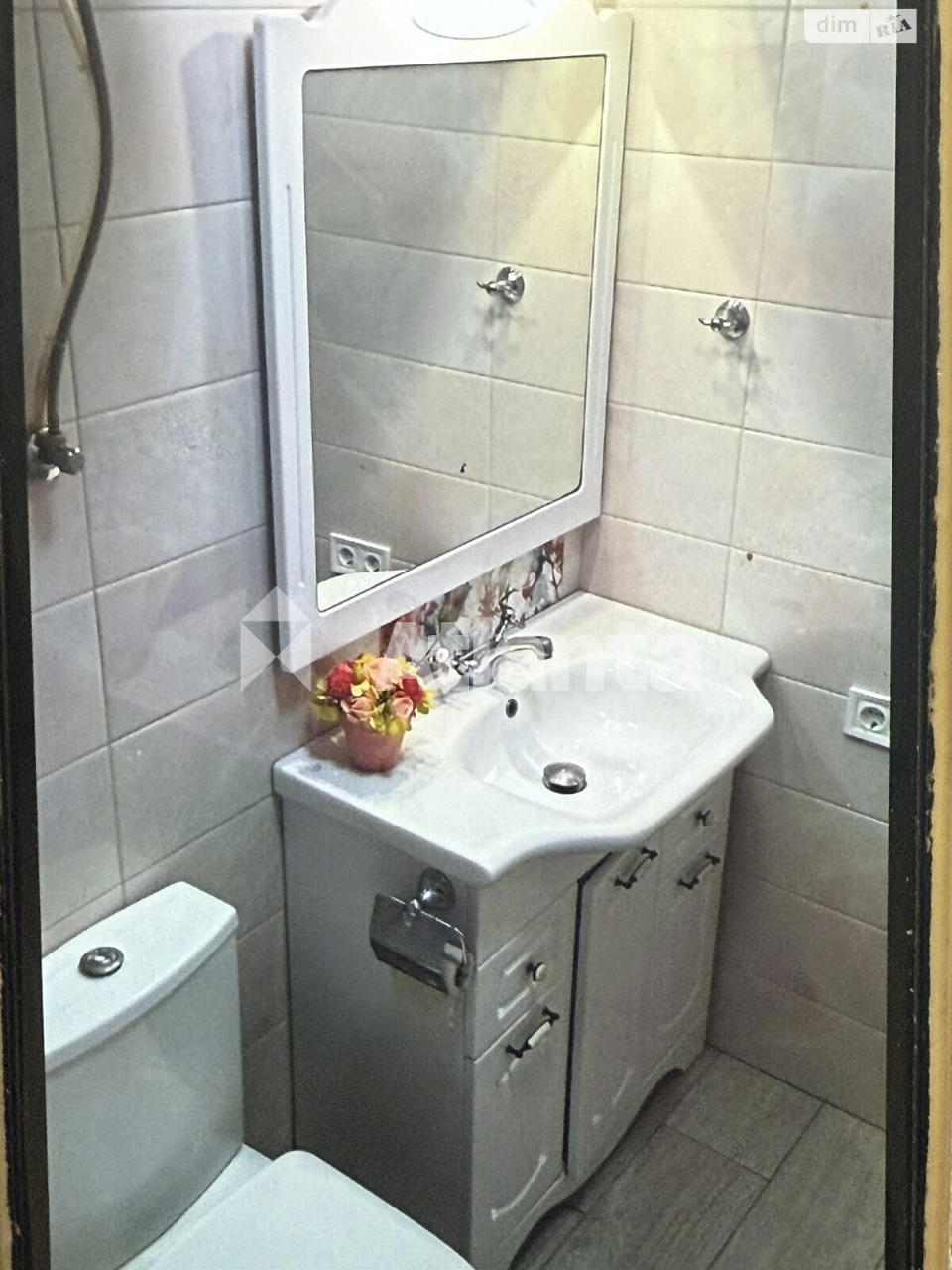 Продається Квартира в ЖК "Академічного Городка-Совиньон"