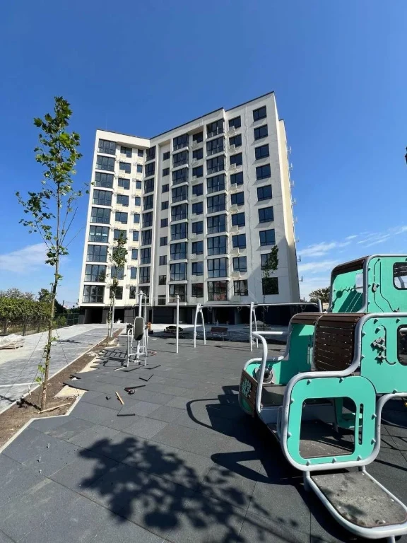Cheaper than from the developer! 2-room apartment in the city center