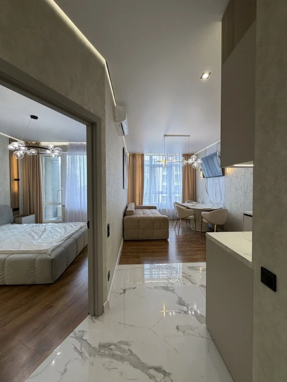 Arcadia Residential Complex Atmosphere. New one-room apartment with a walk-in closet. Mark